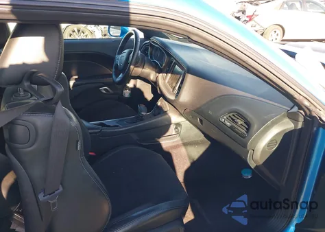 2016 Dodge Challenger 392 Hemi Scat Pack Shaker from USA, damaged, VIN 2C3CDZFJ6GH263643